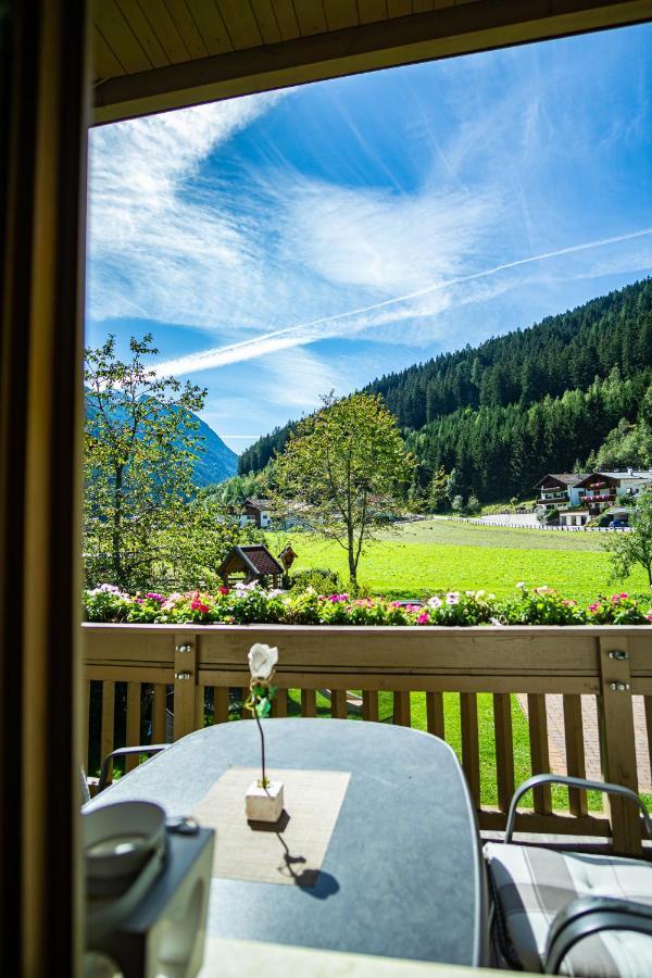 Apartamento Haus Simone Neustift im Stubaital Exterior foto